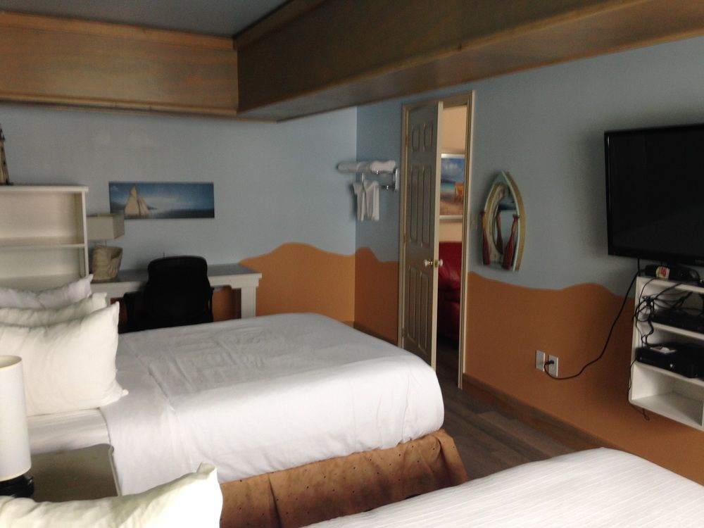 Quality Inn & Suites 콘웰 외부 사진